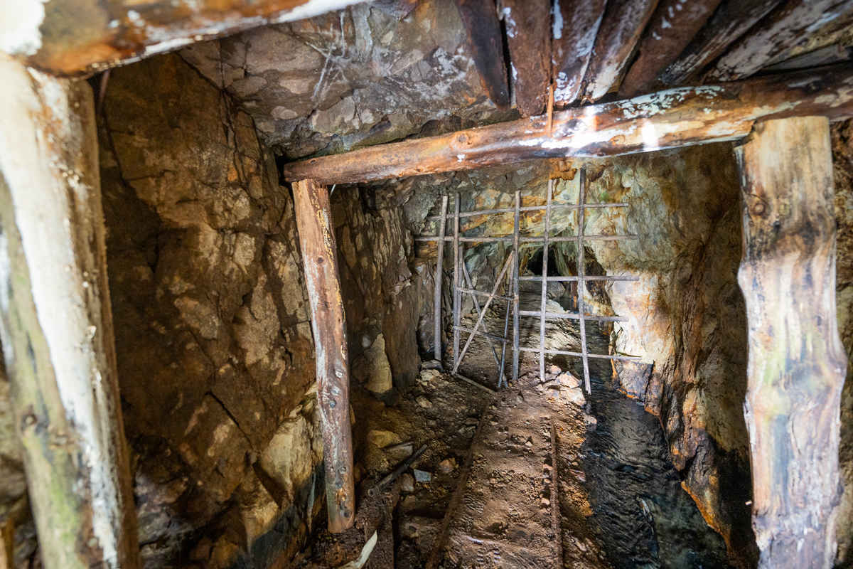 写真:久喜銀山遺跡内部