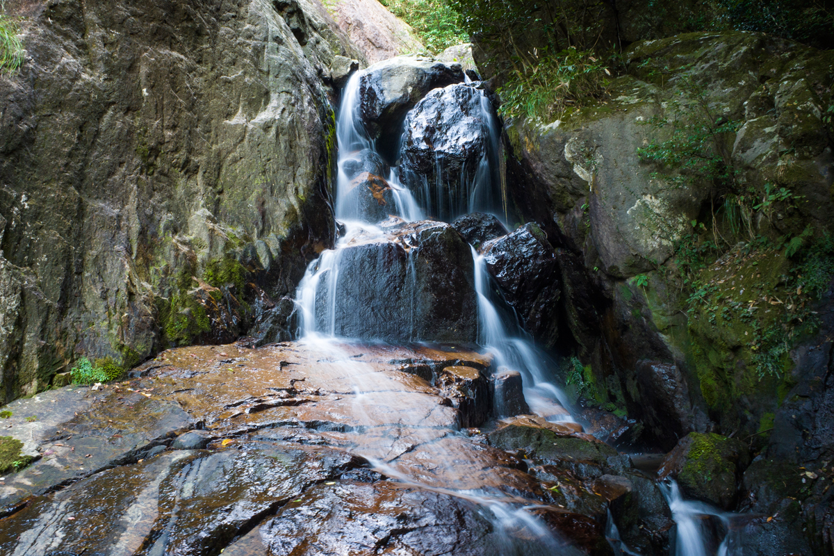 写真:蜘蛛居滝