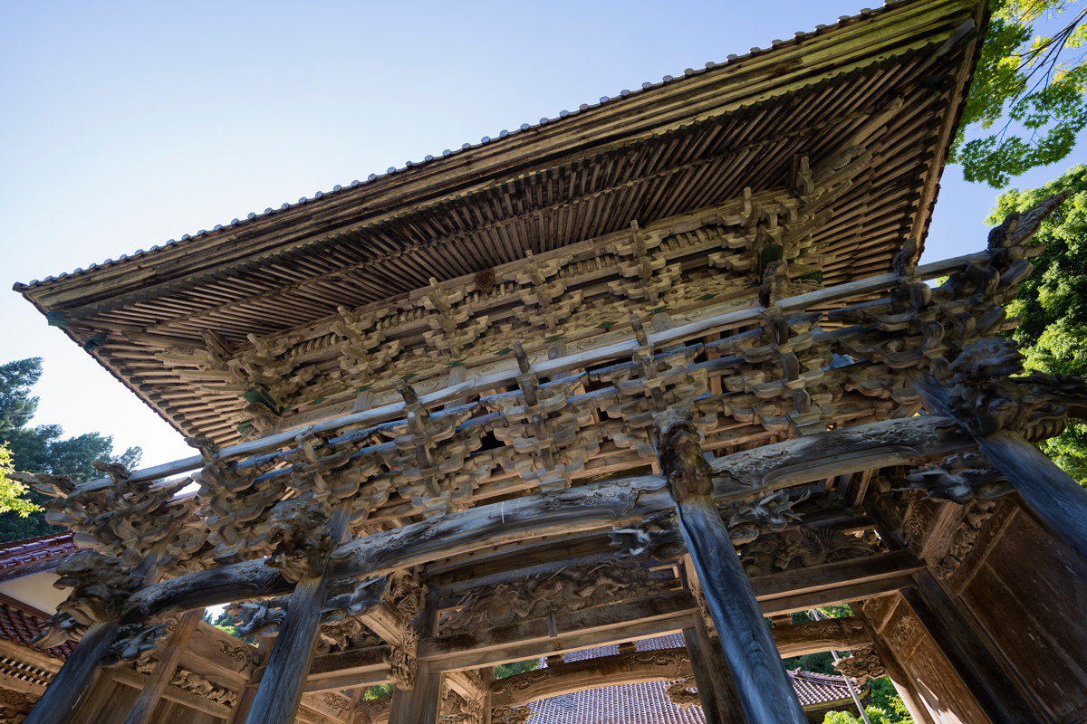 写真:西蓮寺の山門