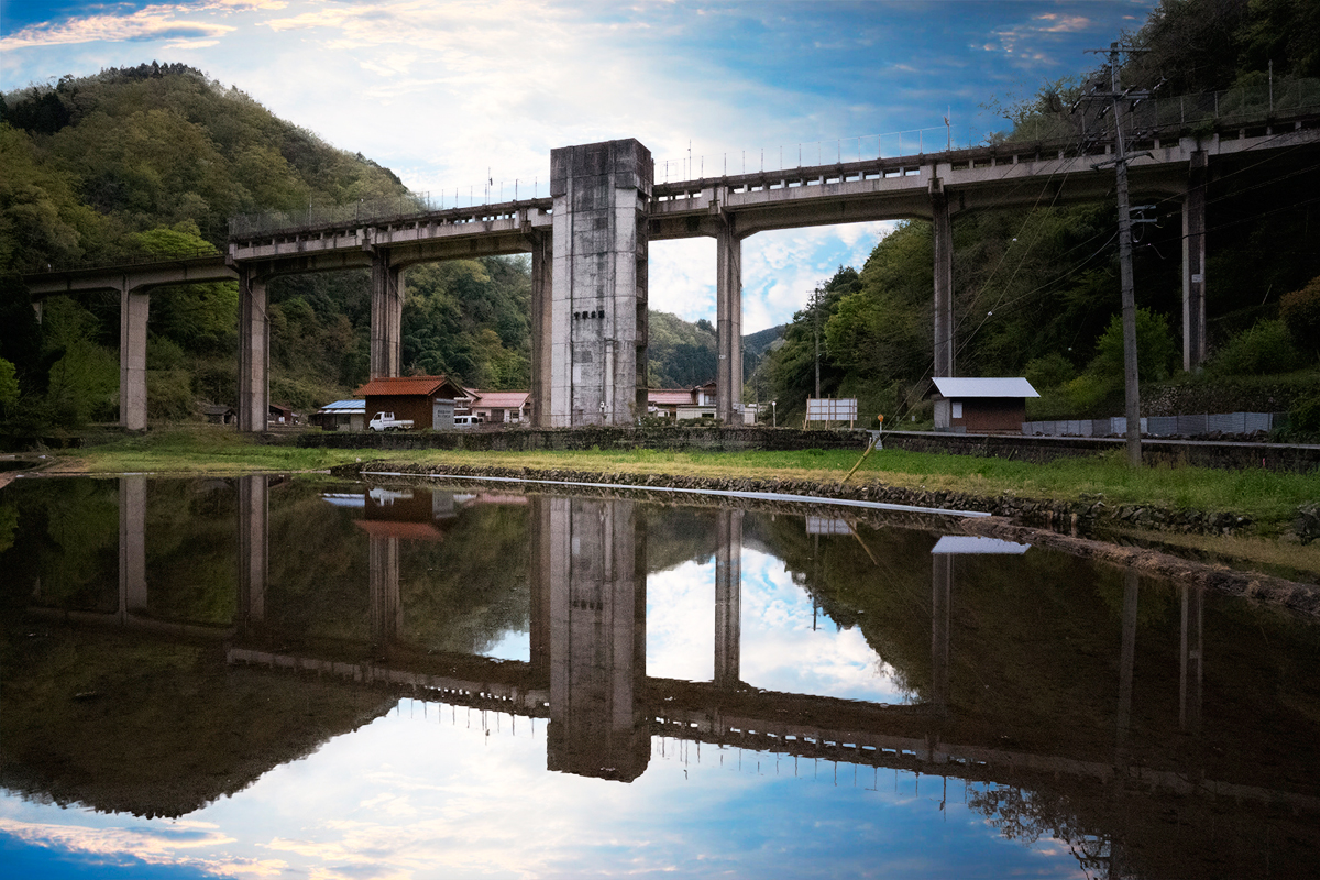 写真:三江線鉄道公園宇都井駅公園地上から撮影